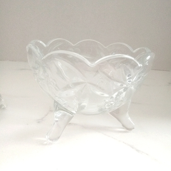 Petite Glass Jewelry / Trinket Bowl With Lid - Picture 3 of 4